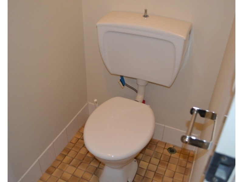 7/210 Scarborough Street, Southport QLD 4215