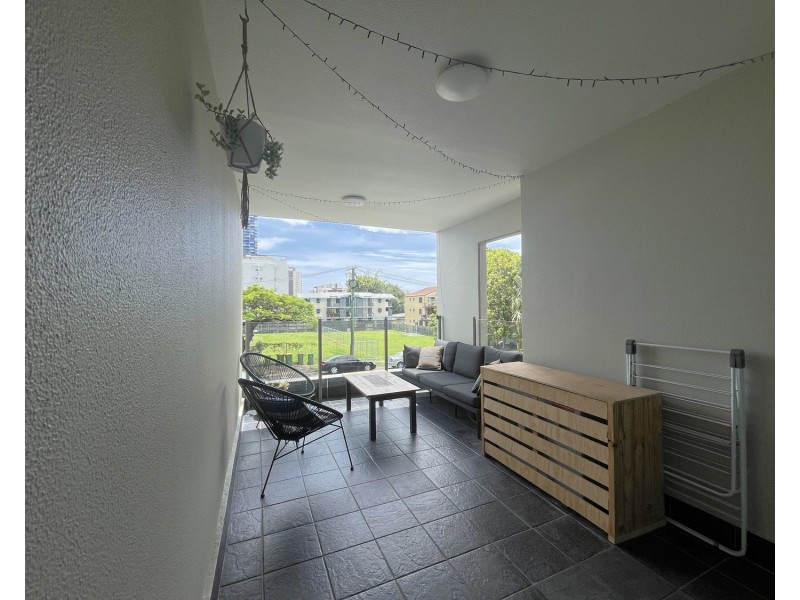 12/18 Rose Street, Southport QLD 4215