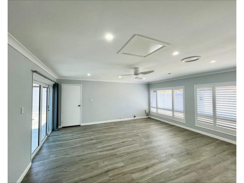 20 Fairweather Drive, Parkwood QLD 4214