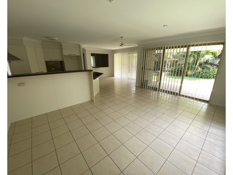 13 Buddy Holly Close, Parkwood QLD 4214