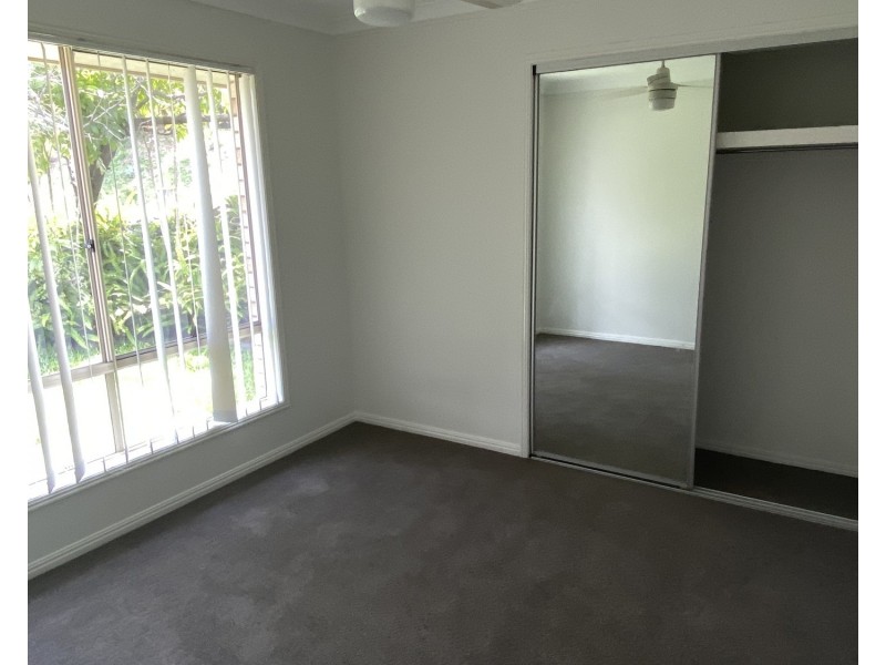 13 Buddy Holly Close, Parkwood QLD 4214