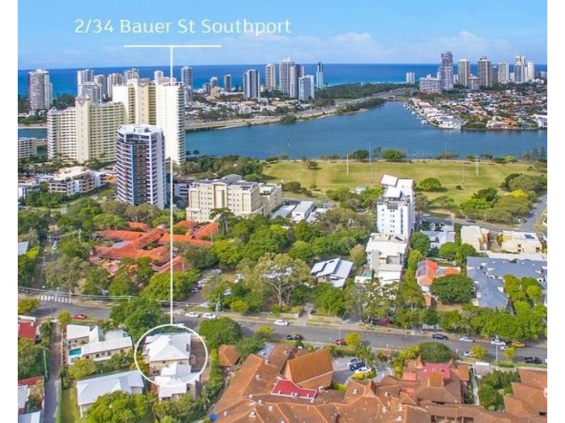 2/34 Bauer Street, Southport QLD 4215