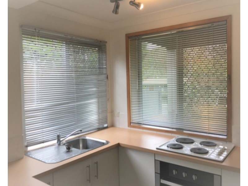 22a Warana Avenue, Southport QLD 4215