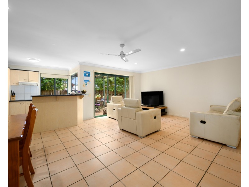 35 Daintree Drive, Parkwood QLD 4214