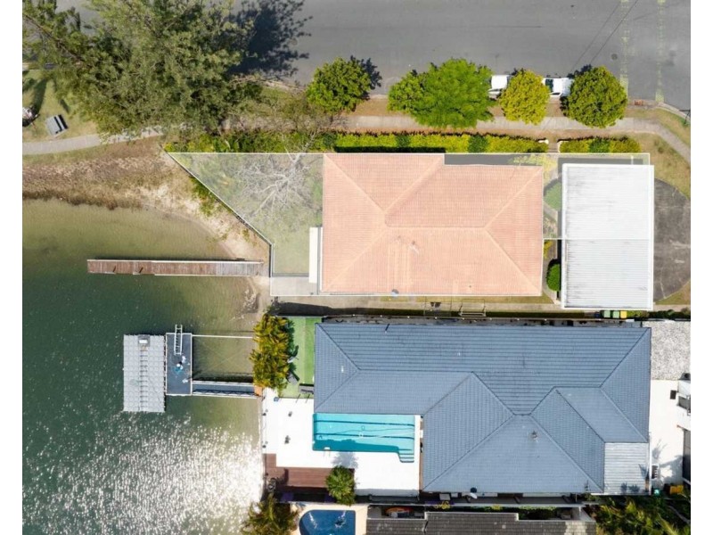 2/13 Sunrise Boulevard, Surfers Paradise QLD 4217