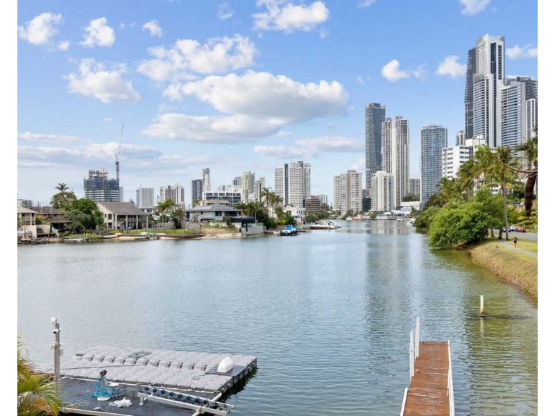 2/13 Sunrise Boulevard, Surfers Paradise QLD 4217