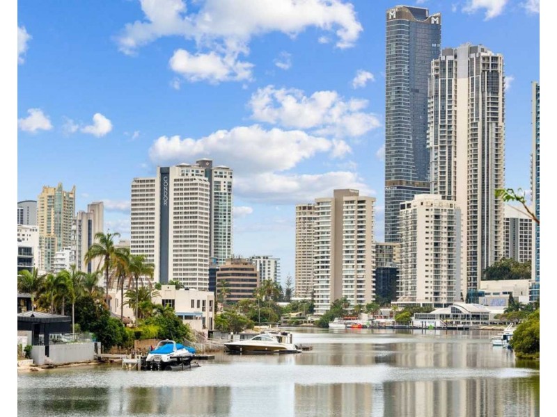 2/13 Sunrise Boulevard, Surfers Paradise QLD 4217