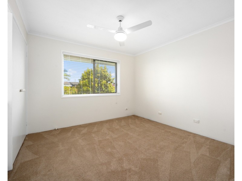 2/13 Sunrise Boulevard, Surfers Paradise QLD 4217