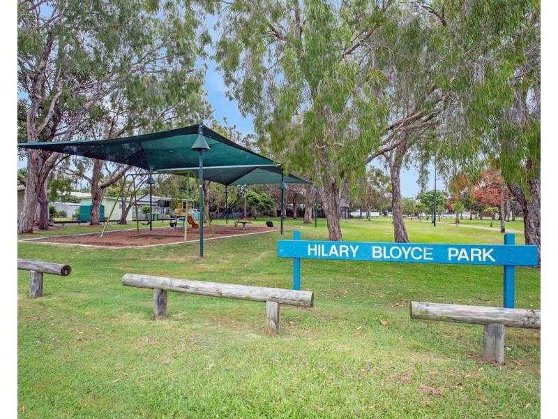 4 Harris Street, Labrador QLD 4215