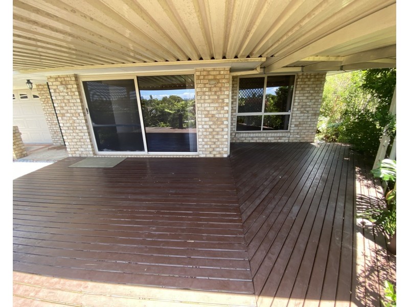 8  Rebbechi Court, Parkwood QLD 4214