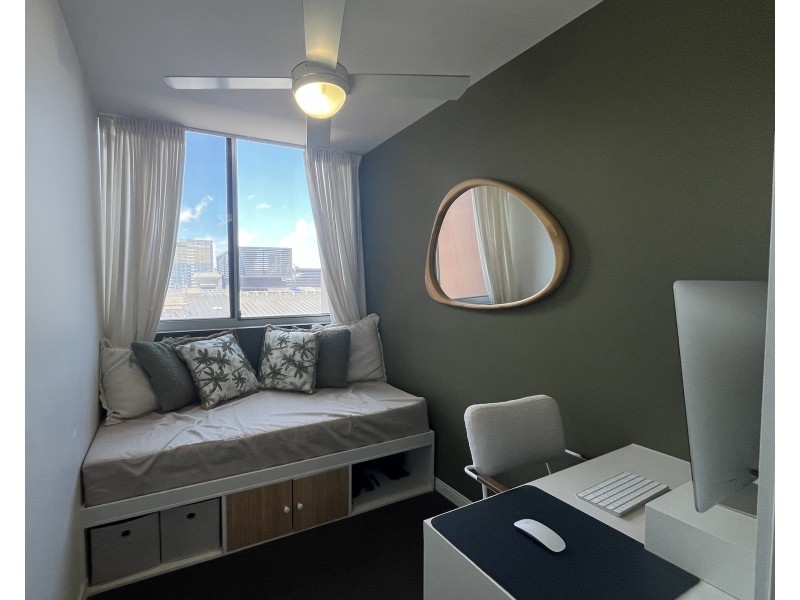 304/26 Spendlove Avenue, Southport QLD 4215