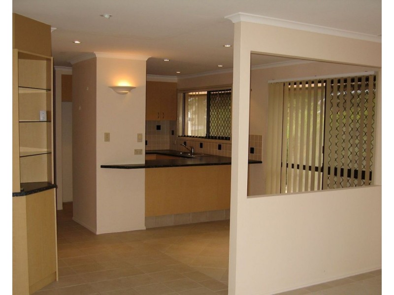 12 Aldrin Avenue, Benowa QLD 4217