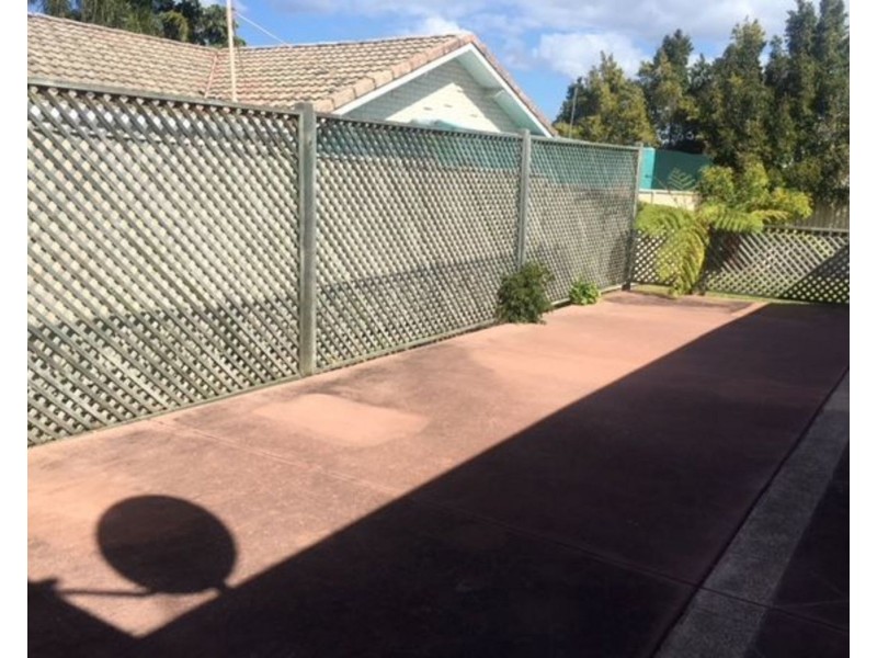 12 Aldrin Avenue, Benowa QLD 4217