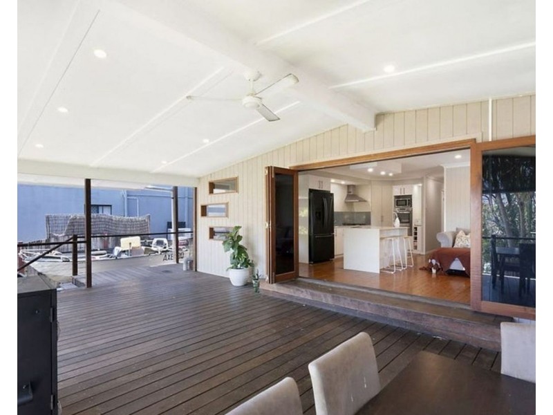 34 Eileen Avenue, Southport QLD 4215