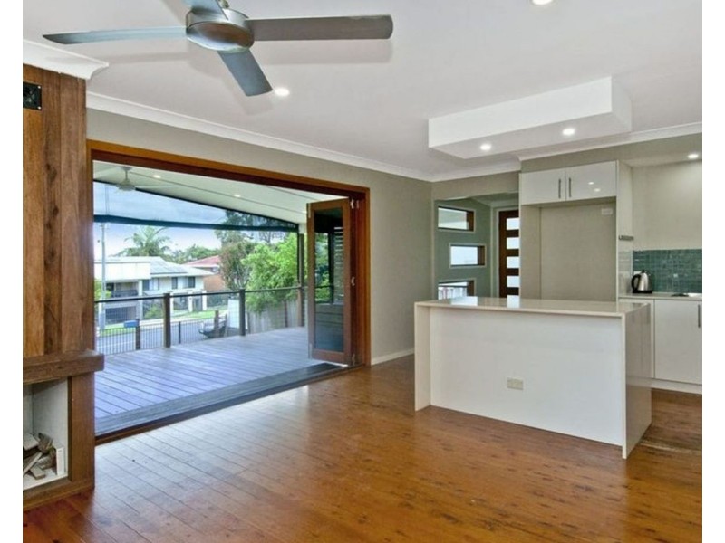 34 Eileen Avenue, Southport QLD 4215