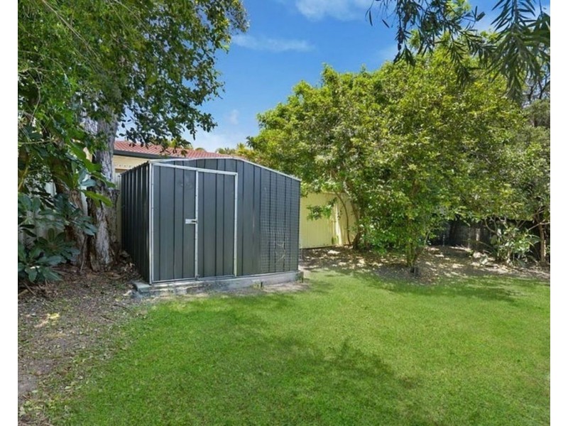 34 Eileen Avenue, Southport QLD 4215