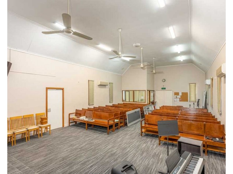 60 Pine Mountain Road, North Ipswich QLD 4305