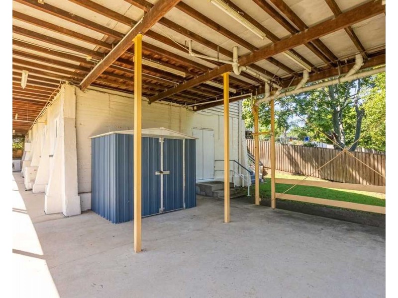 60 Pine Mountain Road, North Ipswich QLD 4305