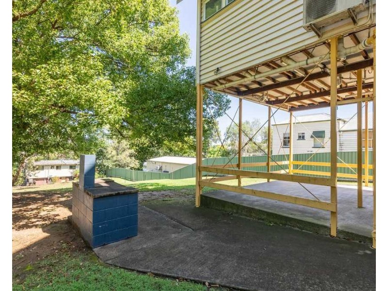 60 Pine Mountain Road, North Ipswich QLD 4305