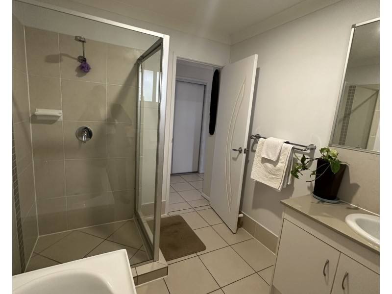 1/19 Hydrangea Street, Ormeau QLD 4208