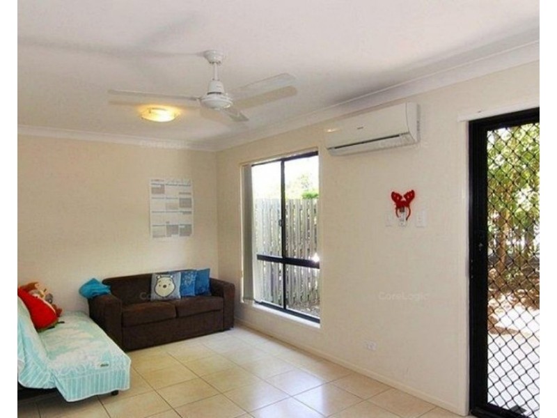 1/121 Pohlman Street, Southport QLD 4215