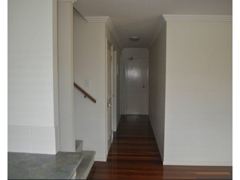 7/40-42 Meron Street, Southport QLD 4215