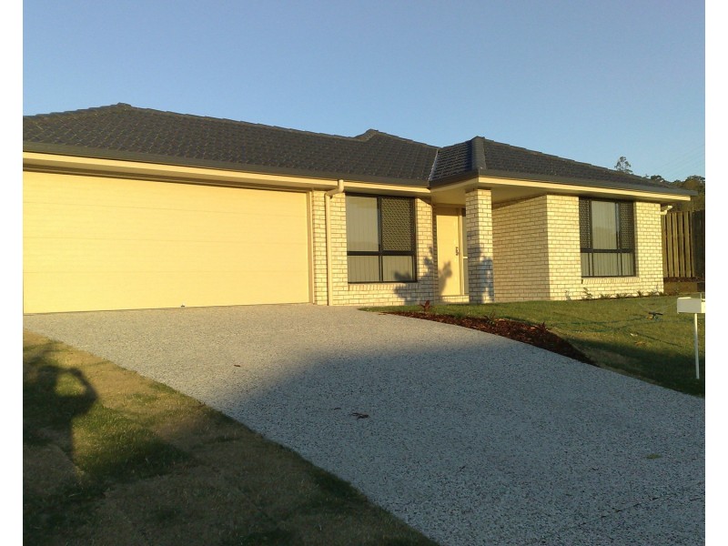 14 Faraday Crescent, Pacific Pines QLD 4211