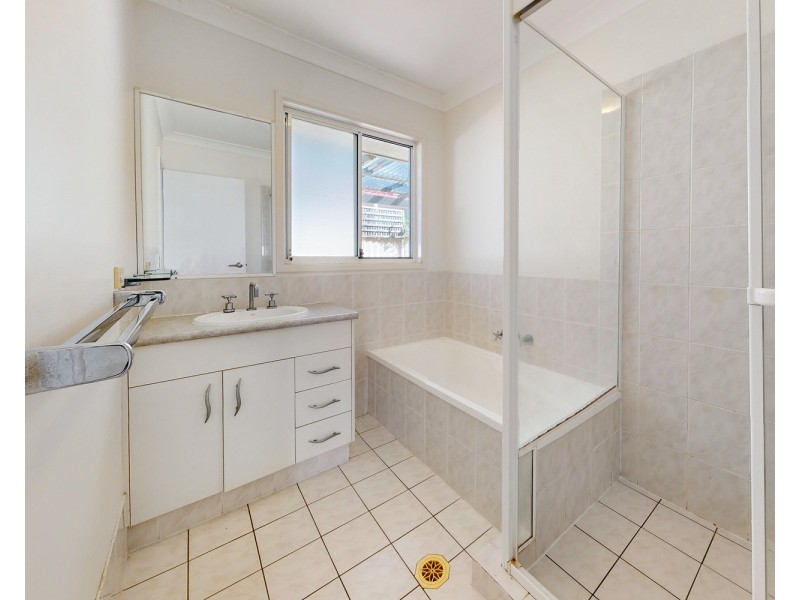 26 Drysdale Lane, Parkwood QLD 4214