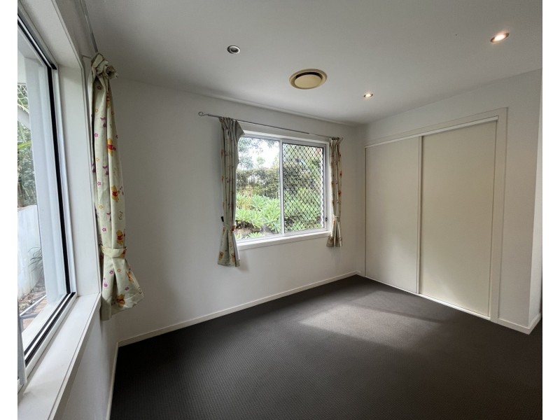 1008 Lakeview Terrace, Benowa QLD 4217