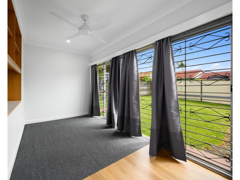 45 Brolga Avenue, Southport QLD 4215