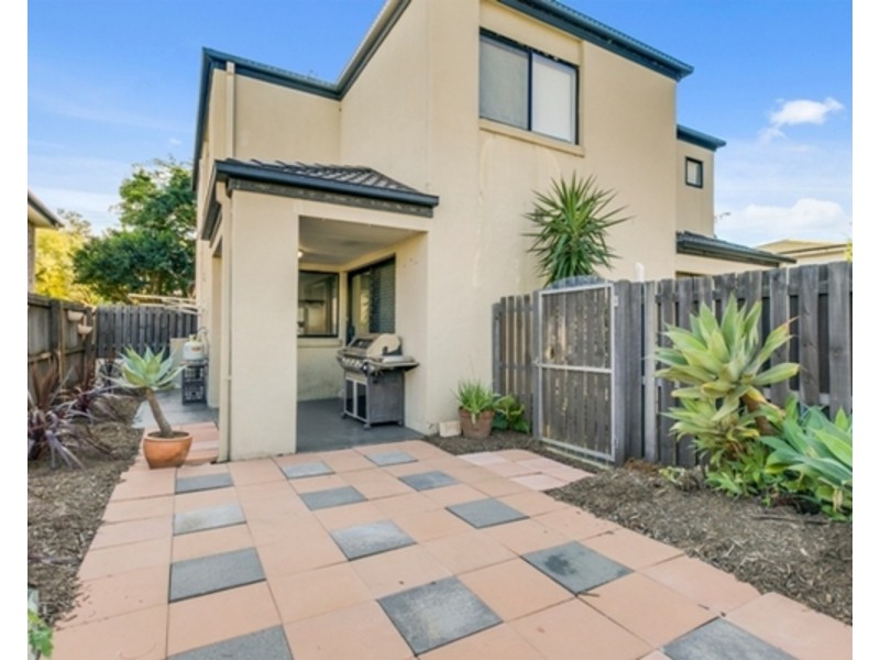 3/88 Pohlman Street, Southport QLD 4215