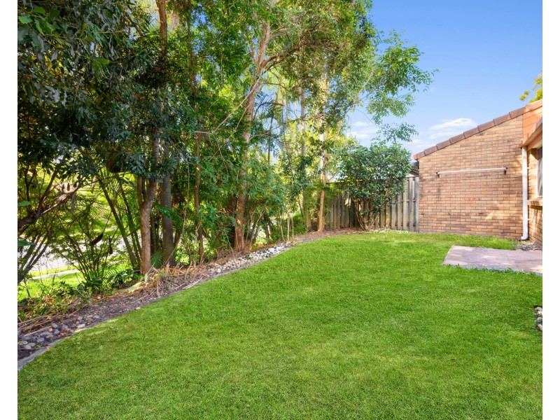 2/20 Golden Palms Court, Ashmore QLD 4214