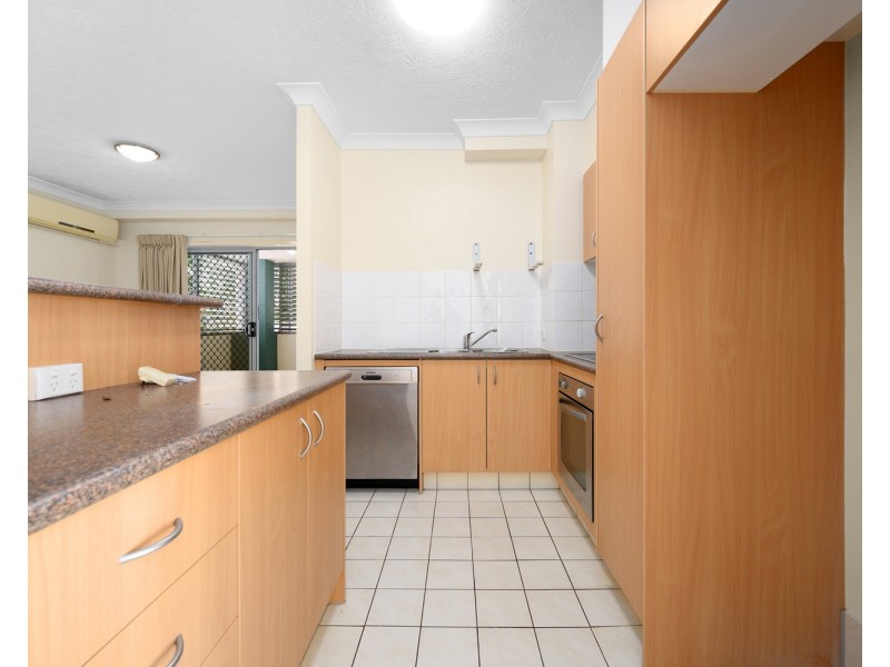 7/52 Queen Street, Southport QLD 4215