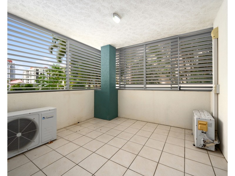 7/52 Queen Street, Southport QLD 4215