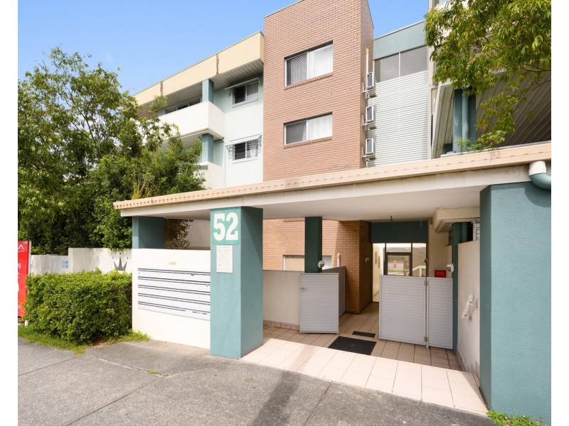 7/52 Queen Street, Southport QLD 4215