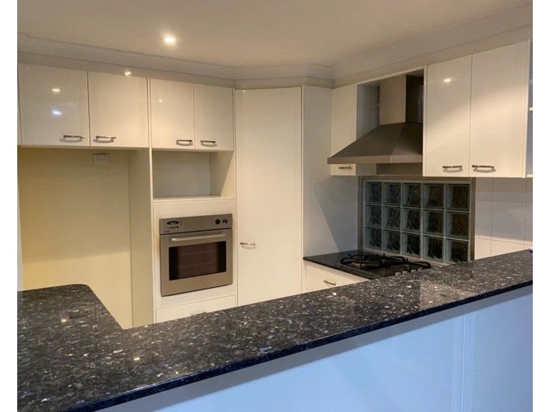 19 Tyalla Drive, Ashmore QLD 4214