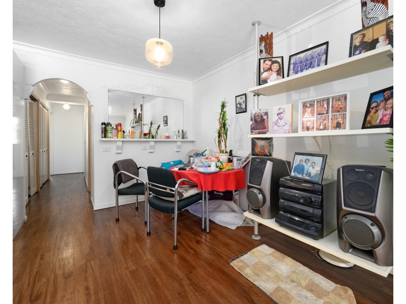 2/112 Stanhill Drive, Chevron Island QLD 4217