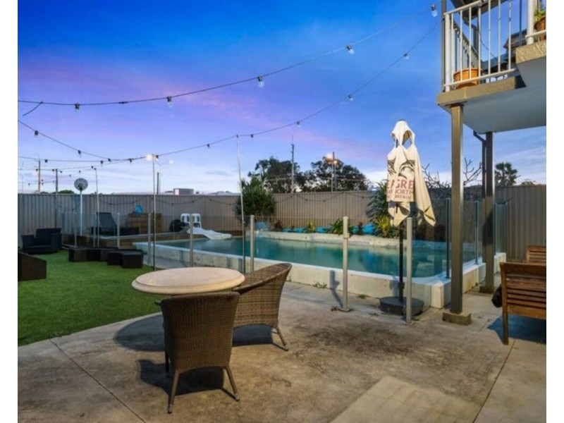 22  Skiff Street, Southport QLD 4215