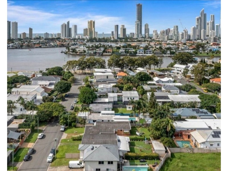 22  Skiff Street, Southport QLD 4215