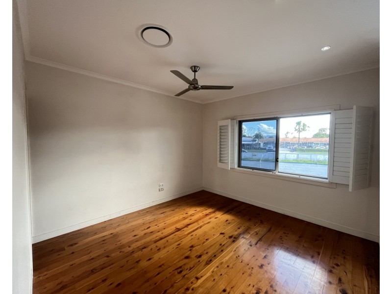 22  Skiff Street, Southport QLD 4215