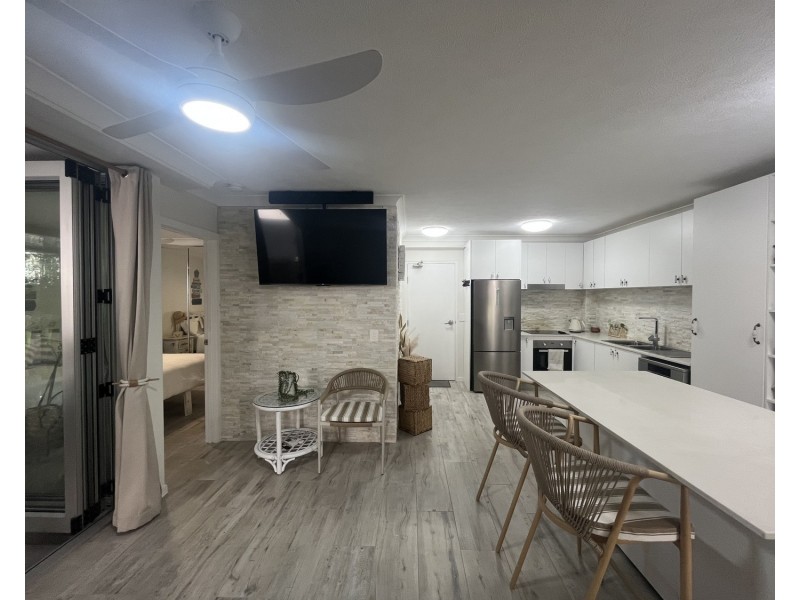 5/130 Marine Parade, Southport QLD 4215