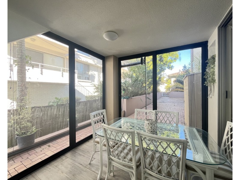 5/130 Marine Parade, Southport QLD 4215