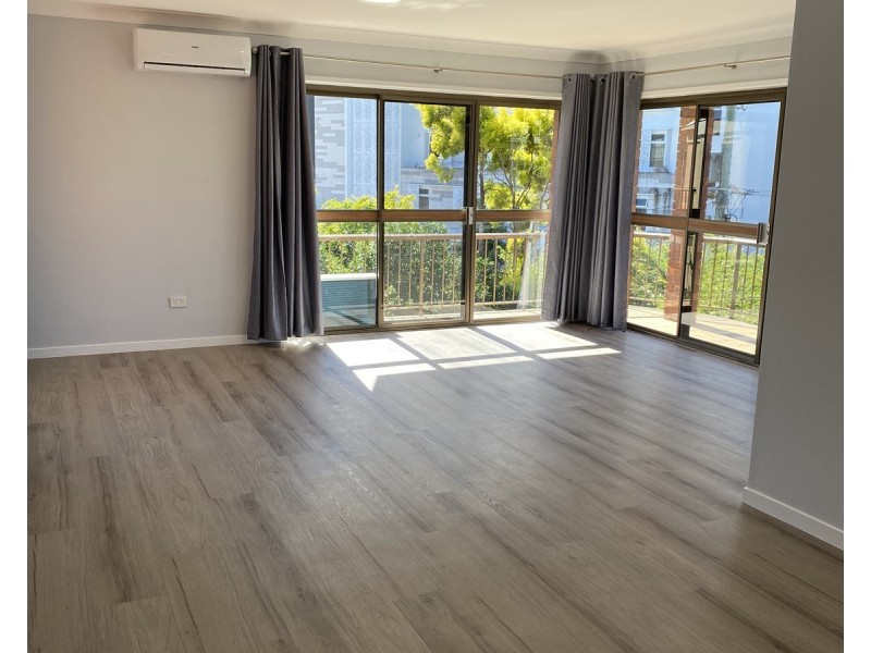 8/79 Queen Street, Southport QLD 4215