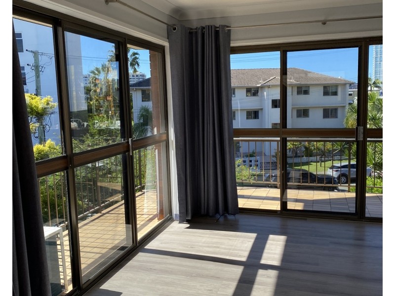 8/79 Queen Street, Southport QLD 4215