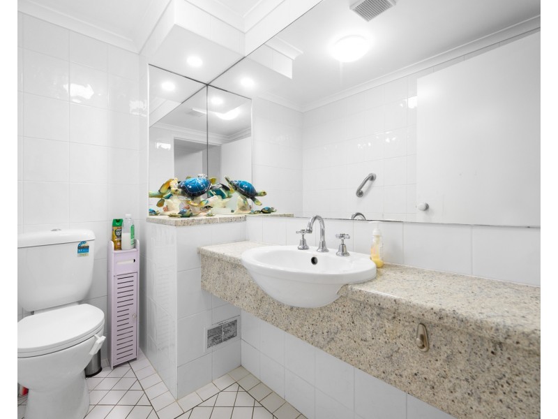 28/75-77 Morala Avenue, Runaway Bay QLD 4216