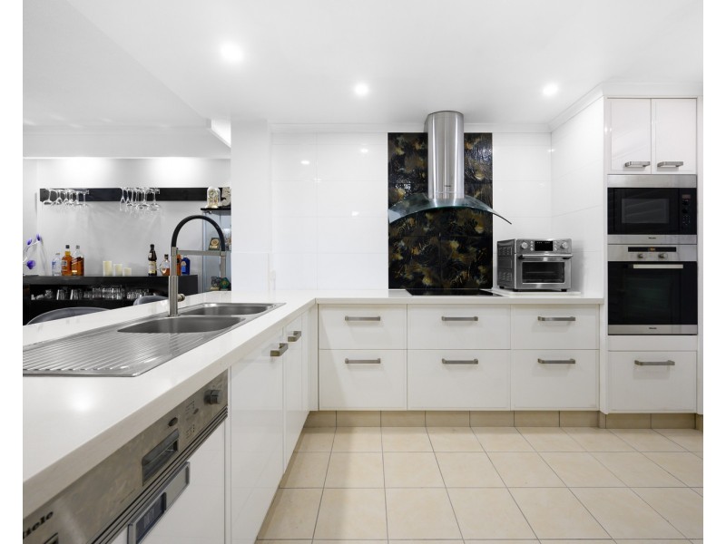 28/75-77 Morala Avenue, Runaway Bay QLD 4216