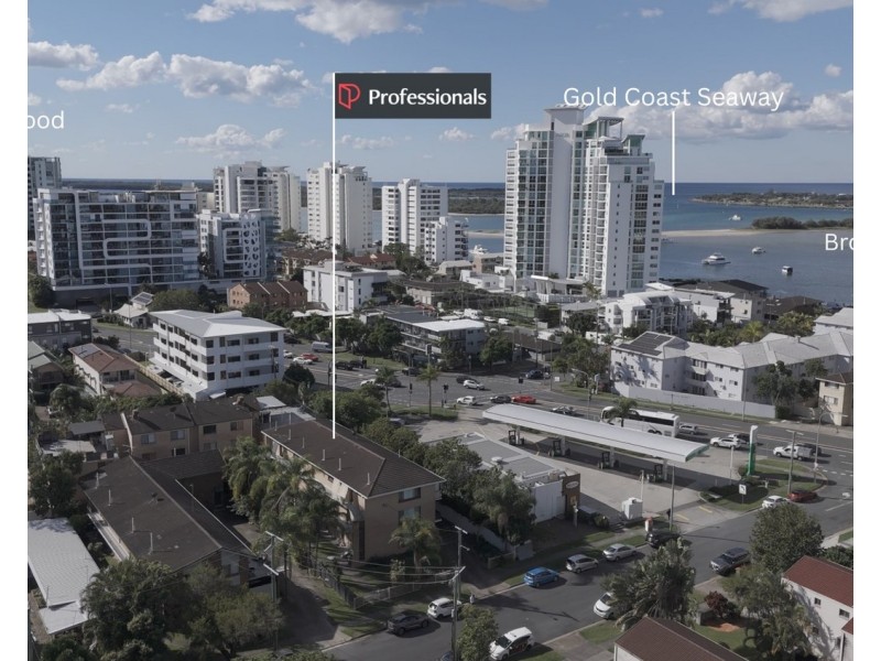 2/9-11 Baker Avenue, Labrador QLD 4215
