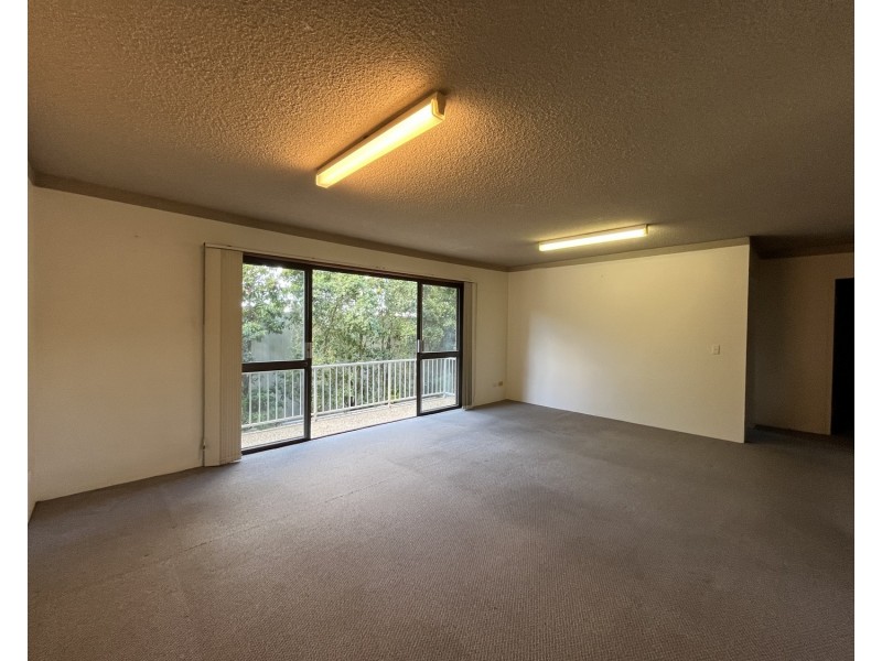 2/9-11 Baker Avenue, Labrador QLD 4215