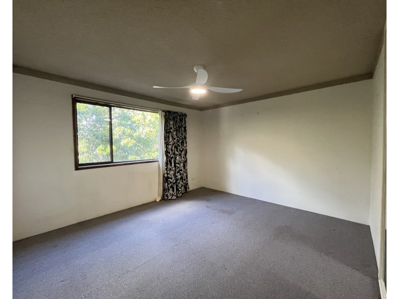 2/9-11 Baker Avenue, Labrador QLD 4215