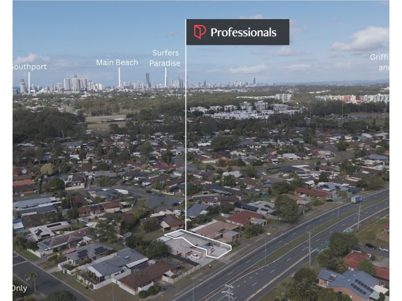 2/167 Olsen Avenue, Labrador QLD 4215